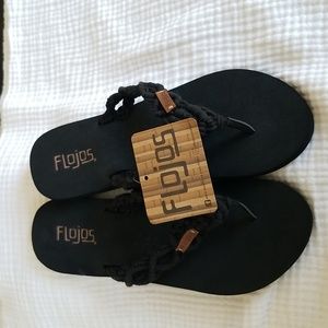 Flojos New Black woven flip flops